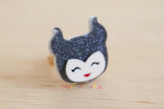 Anel acrílico: princesa Malévola