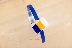 Tiara em acrílico: Lápis escolar azul/amarelo/branco
