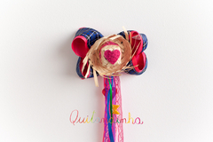Laço junino: Chapéu + Laço xadrez azul e rosa + fitas coloridas - comprar online