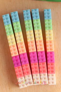 Kit marca texto Lego na internet