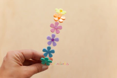Tiara em acrílico: Flores Margaridas coloridas candy - comprar online