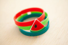Pulseiras em Acrílico: Trio Melancia