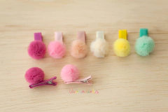 Laço forrado: mini pompom forrado