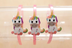 Tiara em acrílico: Unicórnio Candy