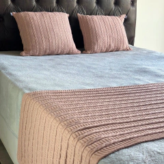 1 Peseira Cama Queen 230cm x 60cm + 2 Capas de Almofada - Tricot Conjunto Luxo - loja online