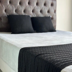 1 Peseira Cama Queen 230cm x 60cm + 2 Capas de Almofada - Tricot Conjunto Luxo na internet