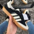 Samba Vegan Preto/Creme na internet