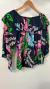 Blusa Azul com Estampa Rosa e Verde - Maria da Praia