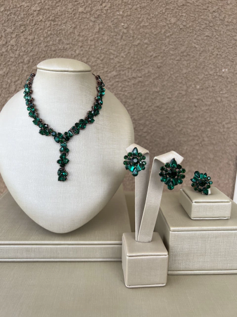 Conjunto Virginia Verde Esmeralda