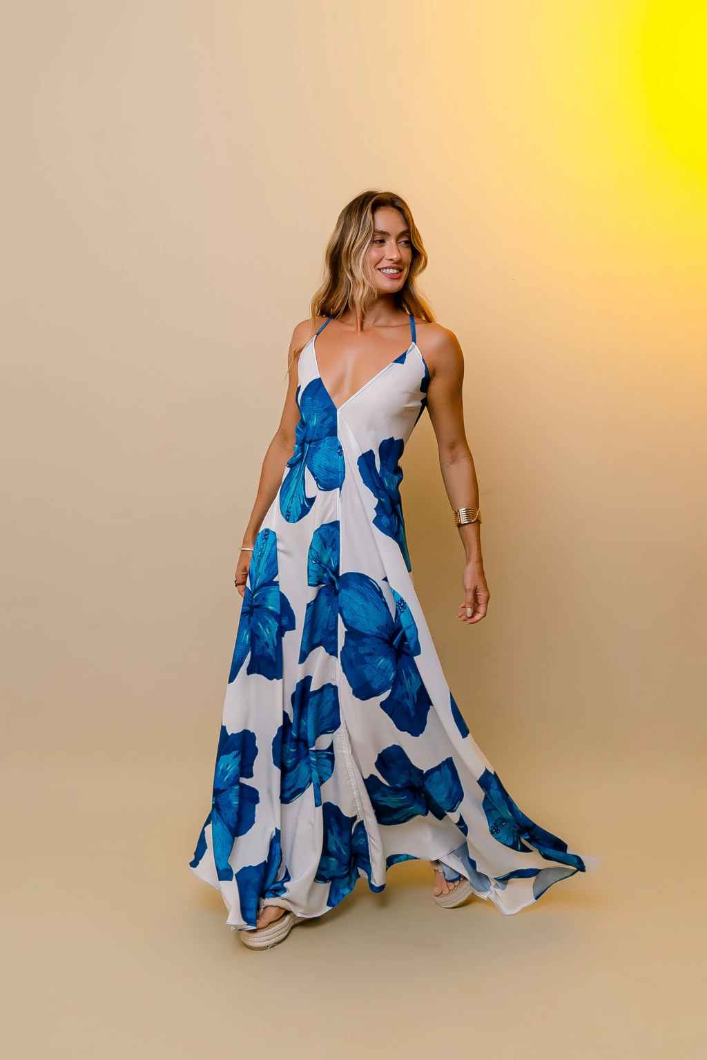 VESTIDO BÚZIOS - ESTAMPA HIBISCO