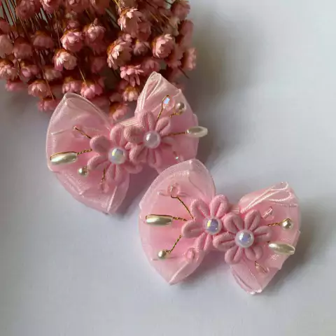 Par de Laço M Flores Luxo