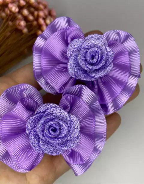 Laço G Franzido Flor Lilás