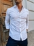 CAMISA BLANCA CON PUNTOS NEGROS
CAMISA BLANCA CON LUNARES
CAMISA DE ALGODON BLANCA
CAMISA MANGA LARGA DE ALGODON
CAMISA CON CUELLO ITALIANO