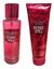KIT BODY SPLASH + HIDRATANTE BERRY SPILL - VICTORIA'S SECRET