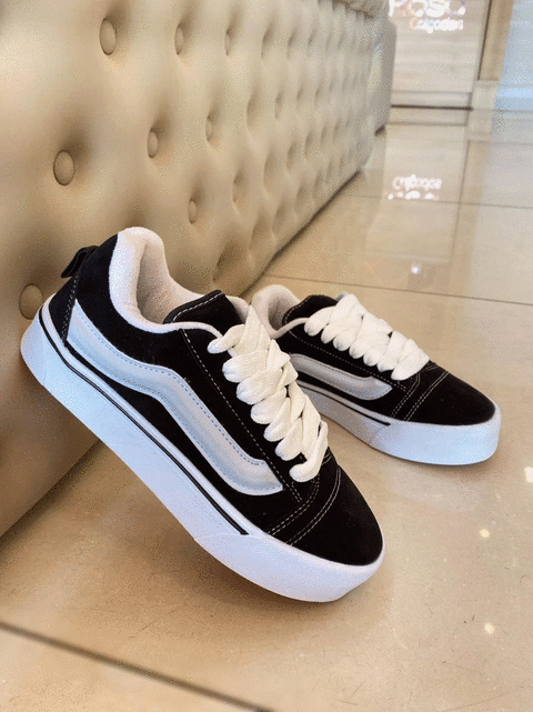 TENIS AVRIL PRETO/BRANCO