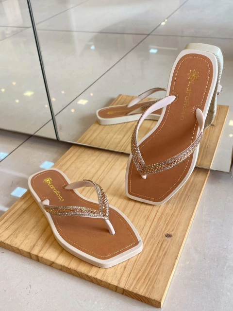 CHINELO SOFIA BEGE CRISTAL