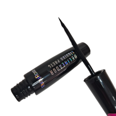 Delineador Liquido Preto Ruby Rose en internet