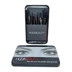 Set de Brocha Caja de metal Huda Beuty