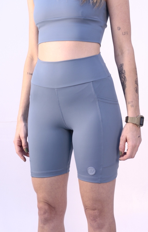 Shorts Simple com Bolso