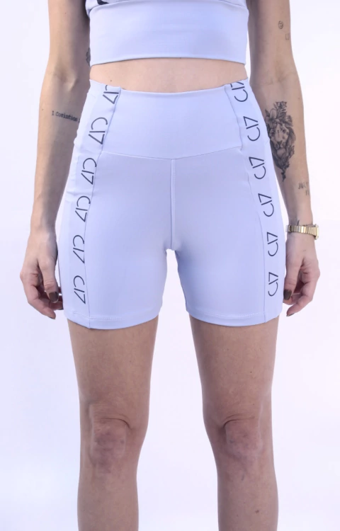 Shorts faixa frontal