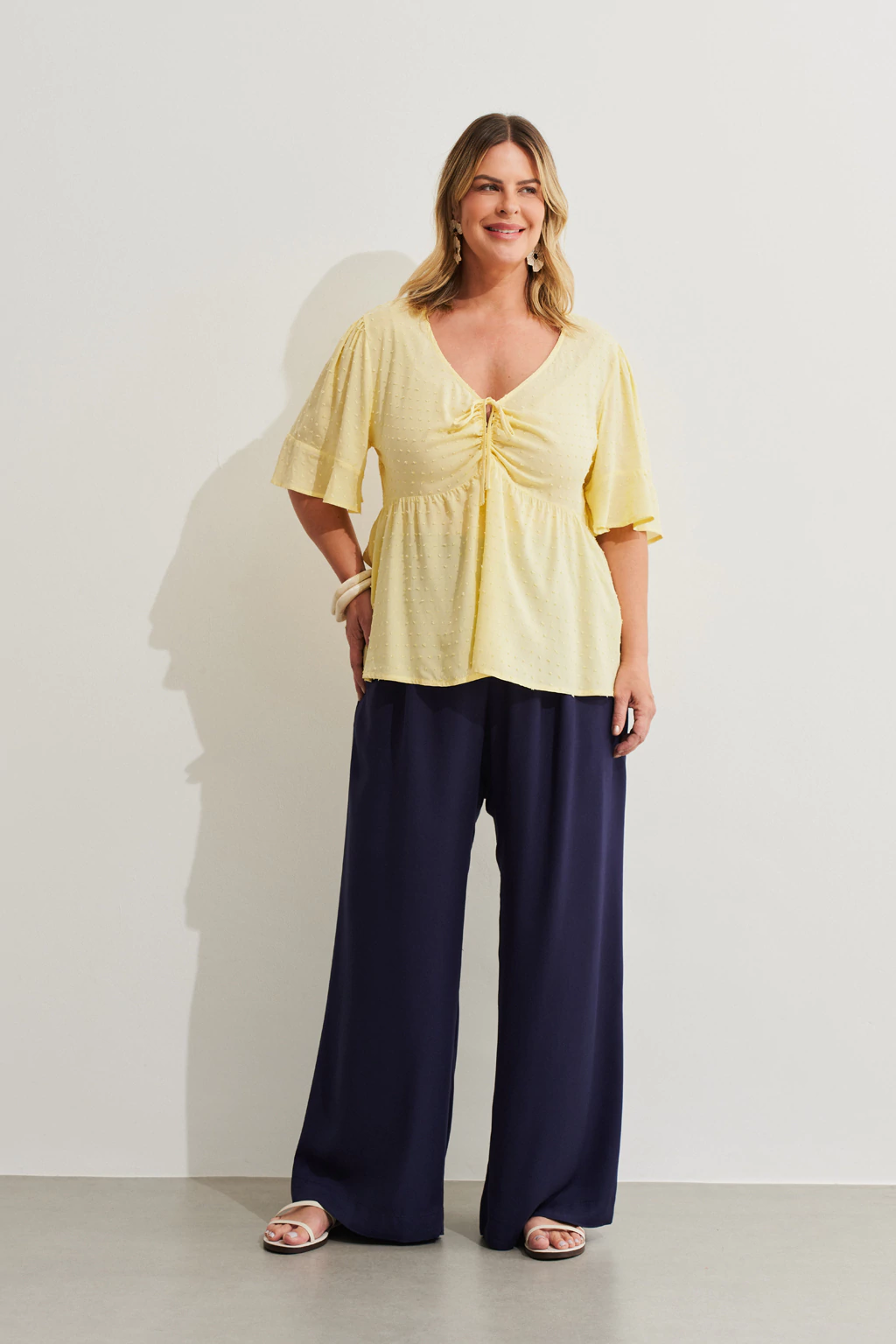 Bata Textura Poá Amarelo