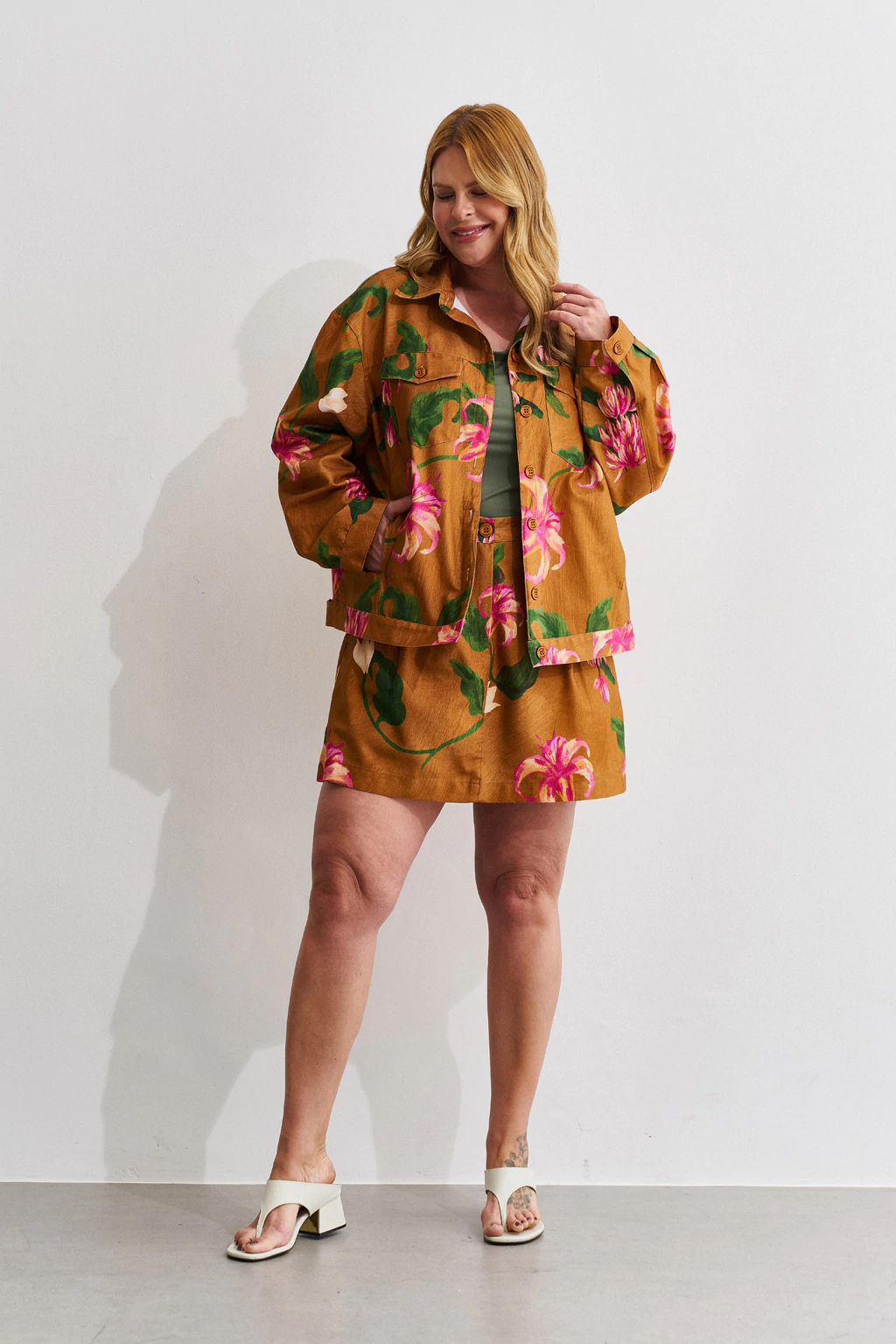 Jaqueta Estampada Bananarte Sarja Caramelo