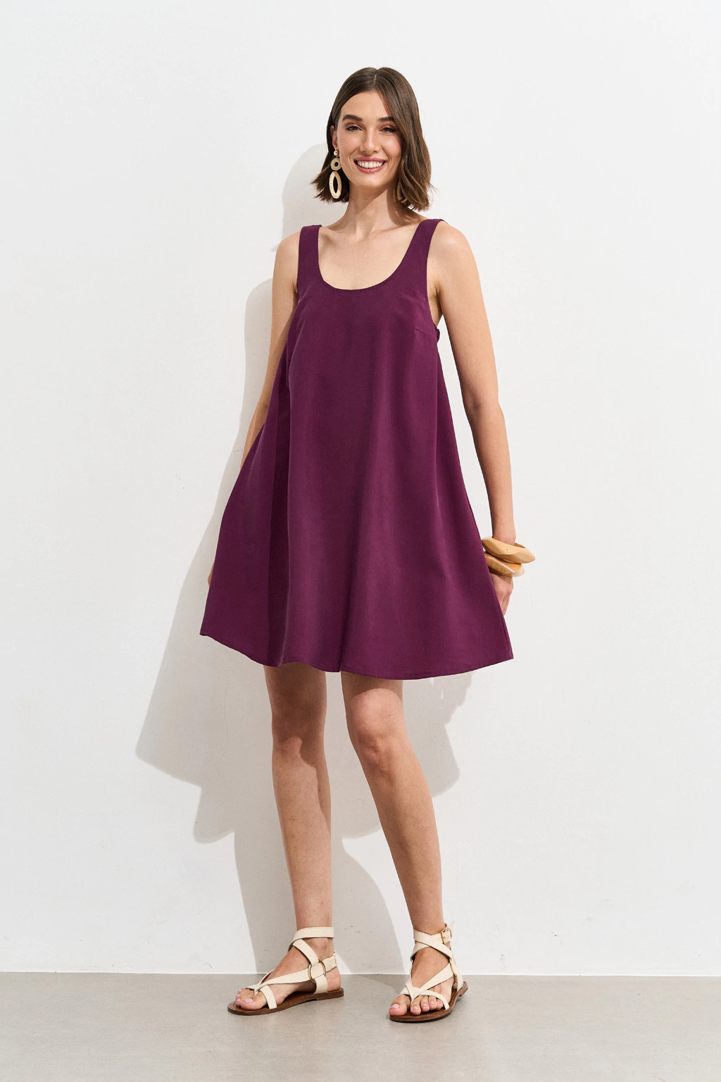 Vestido Curto Alfaiataria Uva