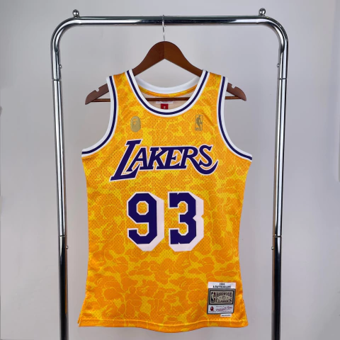 Regata Los Angeles Lakers - BAPE X Mitchell & Ness - Amarela