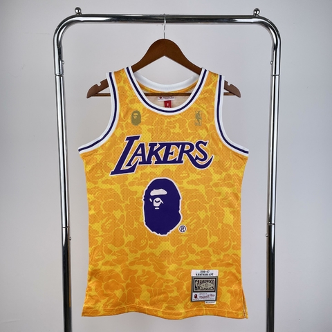 Regata Los Angeles Lakers - BAPE X Mitchell & Ness - Amarela
