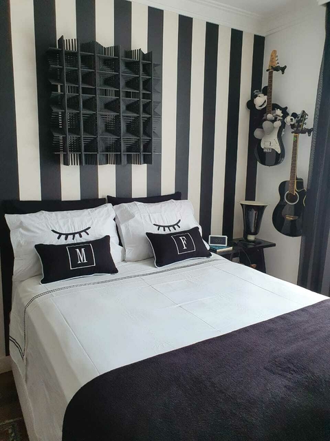 Almofada Personalizada Inicial 30x50cm - Tecido 100% algodão preta com bordado branco