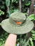 AUSTRALIANO LISO VERDE MILITAR ALA ANCHA - Del Marote