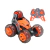 Auto a radio control naranja con cinco ruedas y control remoto, ideal para niños y niñas de 2 a 8 años.