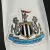 Camisa Newcastle I Home 2024/25 Torcedor Branca Preta na internet