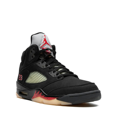 Air Jordan 5 Retro Black Red 23 en internet