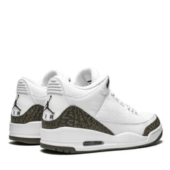 Air Jordan 3 Retro Mocha en internet