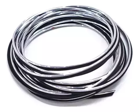 MOLDURA DE ENCASTRE DECORATIVA PVC CROMADO ROLLO 5 METROS DIAMETRO 2.6MM STRIP003
