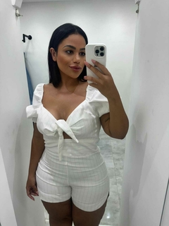 Macaquinho manga bufante em linho jacquard - DR MODAS FEMININA- atacado e varejo de moda femininafeminina