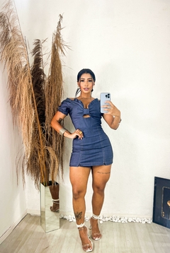 Macacão short-saia em bengaline na internet