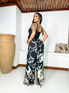 Calça pantalona em viscose - comprar online