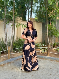 Imagem do Vestido longo manga ciganinha em viscose