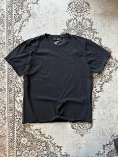 Remera Cruz Main Black - HARVEY WILLYS