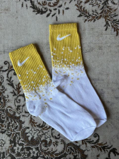 Medias Nike Chispas Mostaza - MALUCO