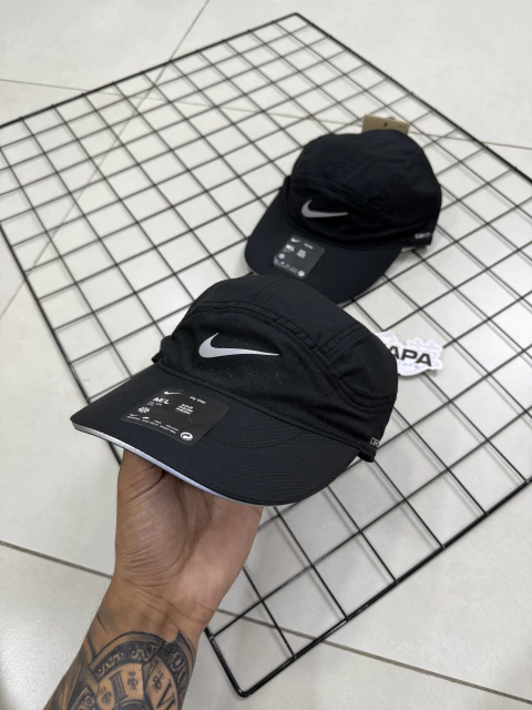 BONÉ NIKE TAILWIND REFLETIVO - comprar online