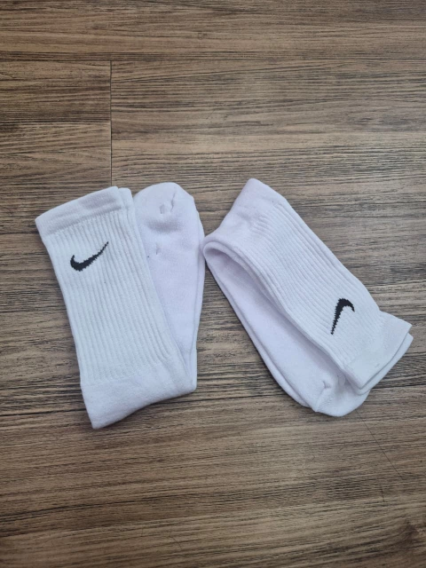 MEIA CANO ALTO NK - comprar online