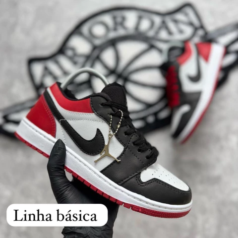 Tênis Jordan Low - Branco/Vermelho Básico - comprar online
