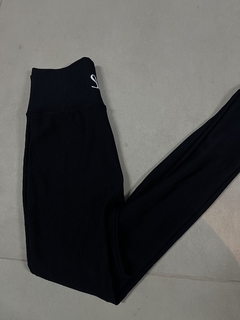 Calça Basic na internet