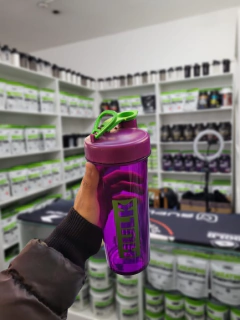 Shaker DESIGN Hulk Violeta 760ml en internet