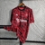 Camisa de treino Manchester United versão torcedor 23/24 - Camisa masculina Manchester United para torcedores - Compre camisa Manchester United treino 23/24 - Camisa oficial Manchester United para fãs - Camisa de futebol Manchester United versão torcedor 