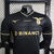 Camisa Lazio Edição Especial Black Versão Jogador Masculino 23/24 - Compre a camisa oficial da Lazio e mostre seu amor pelo futebol - Camisa de jogador da Lazio para torcedores apaixonados - Edição especial da Lazio com design exclusivo e moderno - Camisa