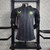 Camisa de treino do Newcastle versão jogador 23/24 - Camisa oficial do Newcastle United para treino - Camisa masculina de futebol Newcastle 2023/2024 - Roupa de treino do Newcastle para jogadores - Camisa de treino premium do Newcastle United - Estilo e c